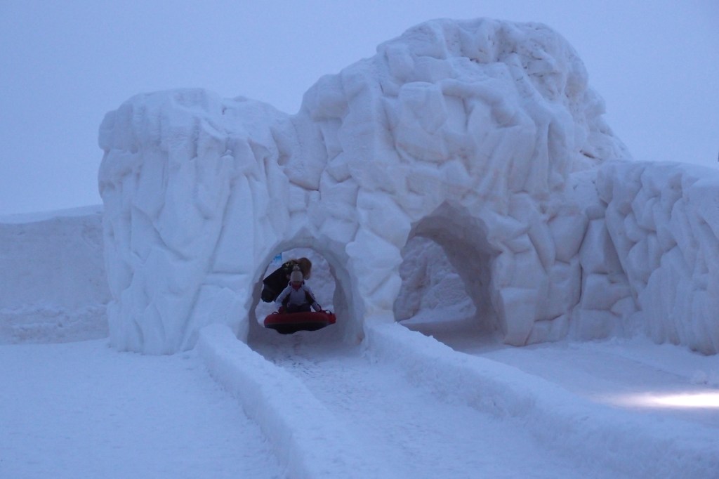 Tor do zjazdu na pontonach